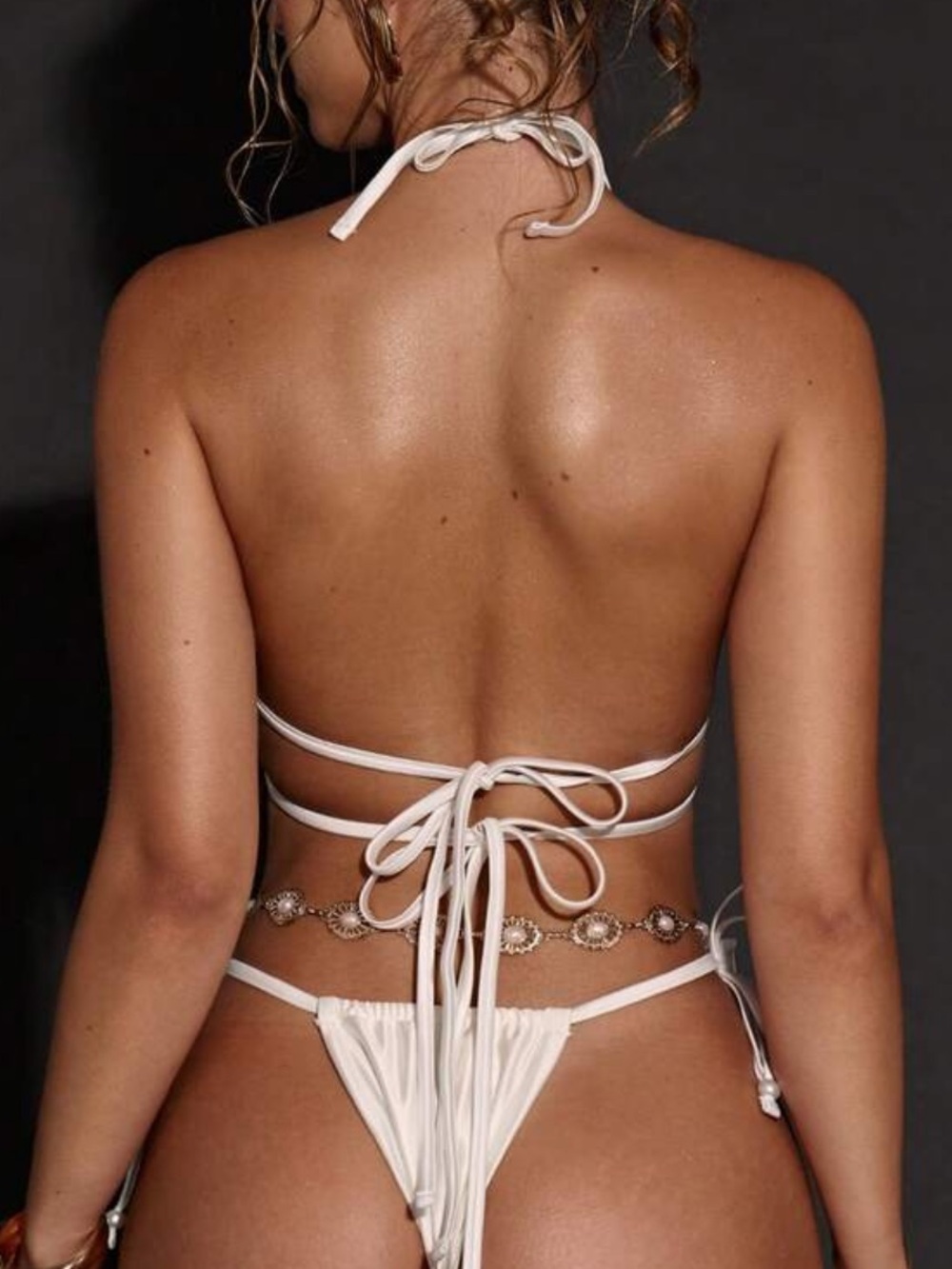Shell-Style White Triangle Bikini Set - Picture 4 of 4